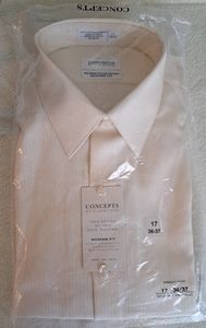 Claiborne Men's Button down, long sleeve shirt, Modern fit, Size 17/36-37